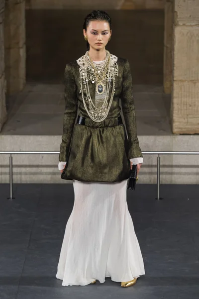 Look 47